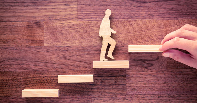 hr climbing steps to maintain momentum during hiring process