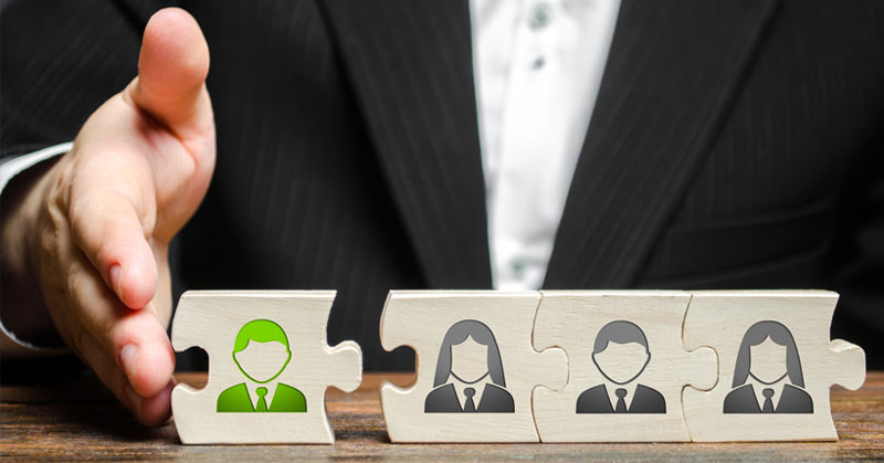 hr lining up qualified applicants