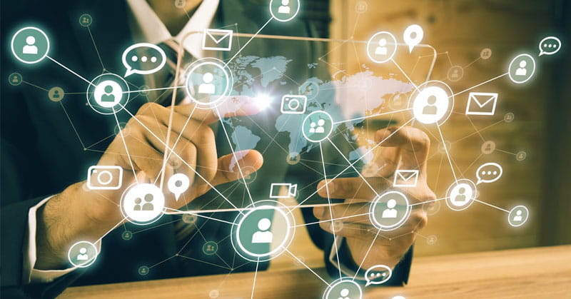 hr looking at data from job seekers