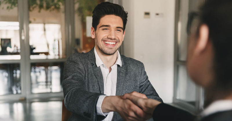 attracting job applicants